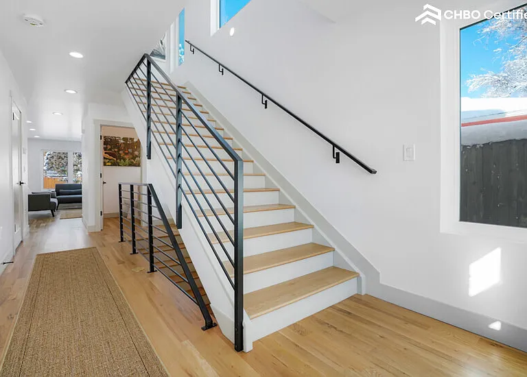 6083 S Sycamore St — Photo 5