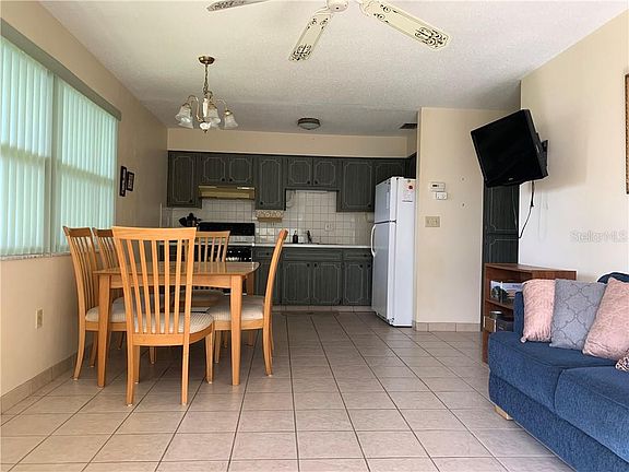 4th image of 4357 Tahitian Gardens Cir APT A