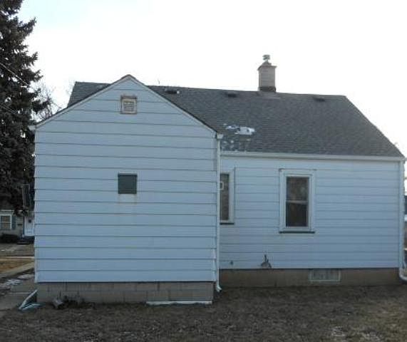 2nd image of 2916 72nd St
