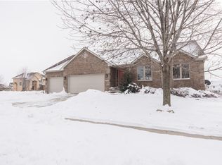 1009 NW Rolling Rock Rd, Ankeny, IA 50023