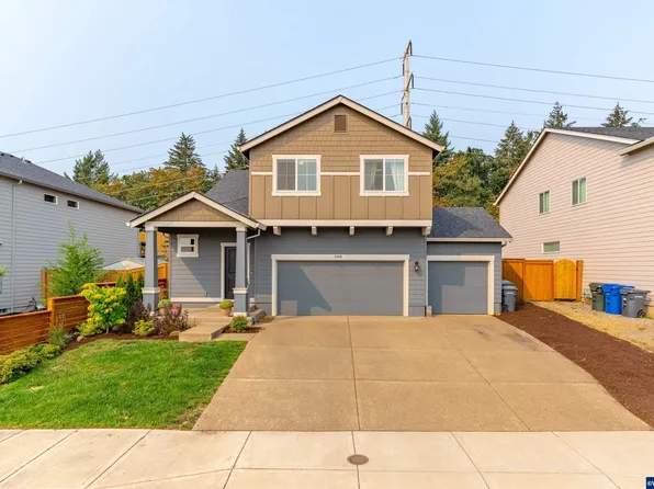 2906 Christina St NW, Salem, OR 97304