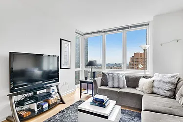 Rented by Cooper & Cooper Real Estate