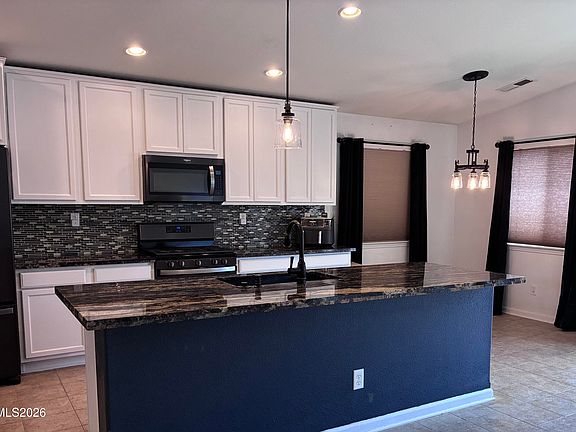 5th image of 757 Lipizzan Rd