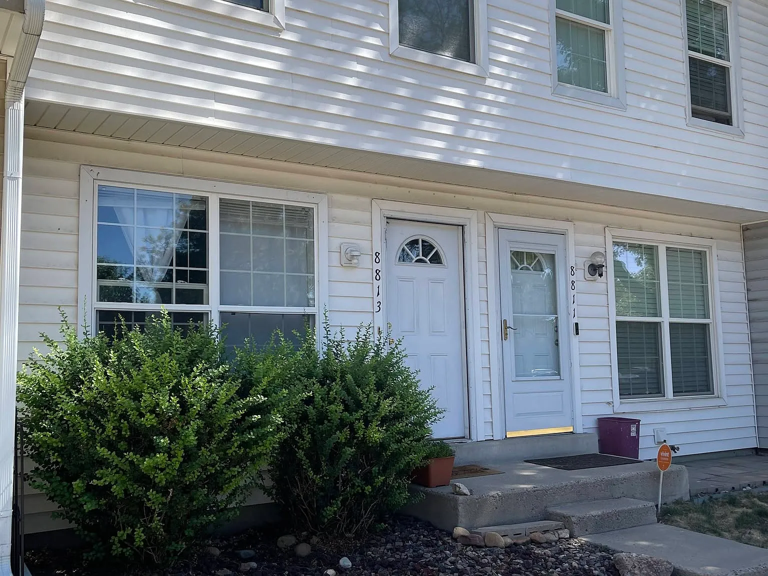 2 bed, 1036 sqft, $2,300 — Photo 3