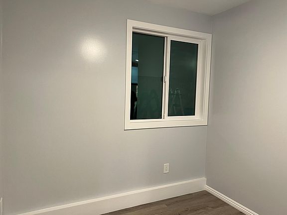 4th image of 9761 Odessa Ave