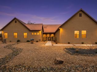 1 Crew Ln, Corrales, NM 87048