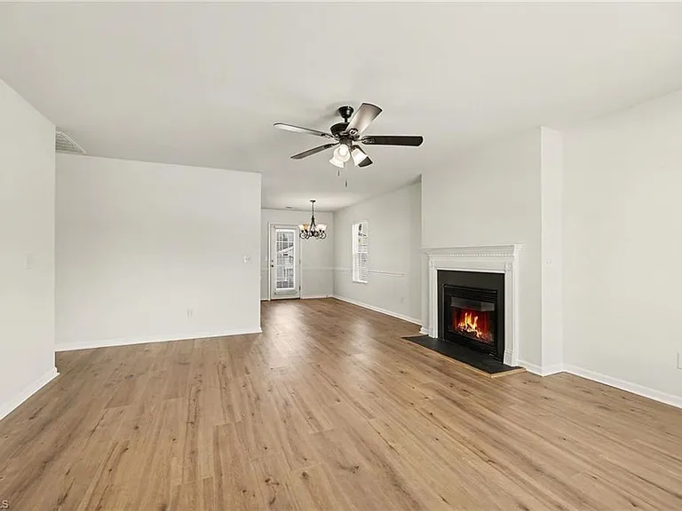 166 Larck Crest Ln — Photo 3