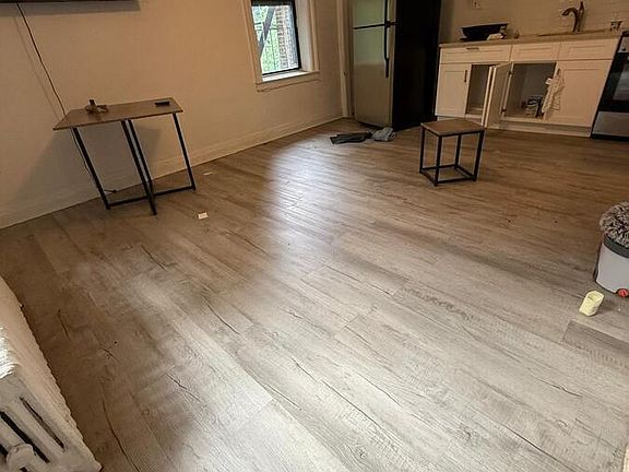 3rd image of 275 McLean Ave APT 1