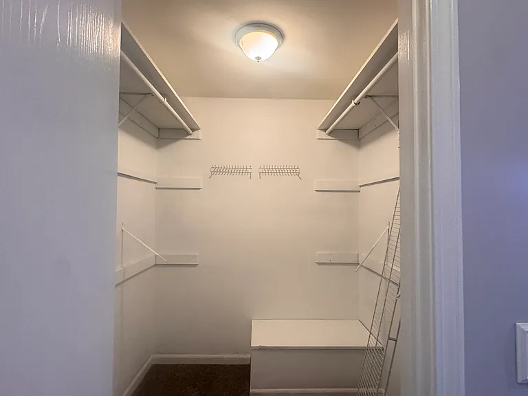3740 Highcrest Dr — Photo 18