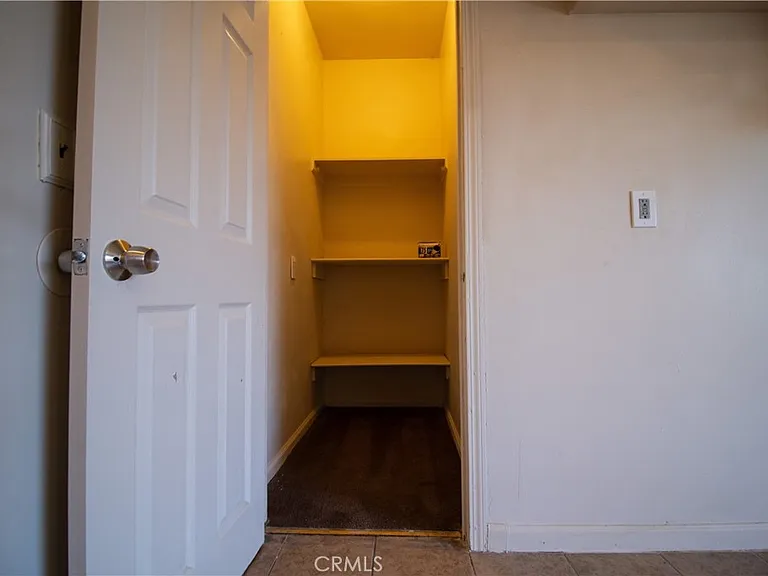 4529 S Vermont Ave — Photo 6