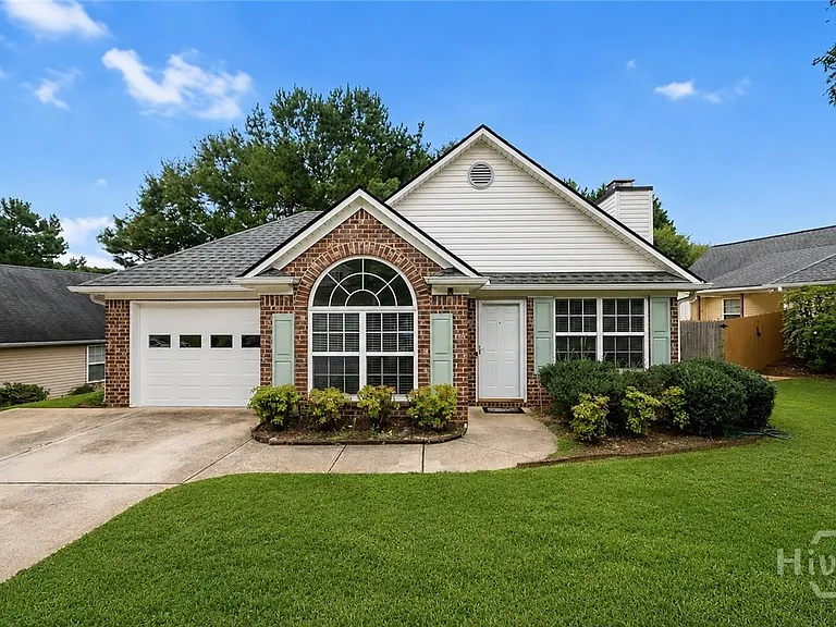 285 Tall Pine Ln — Photo 1