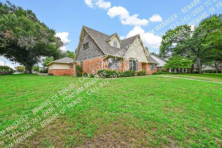 Centrally Located Spacious 2 Story Charmer — Photo 3
