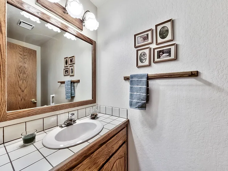 1/2 bath on top level.