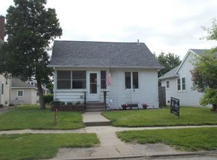 1923 23rd St #A, Moline, IL 61265