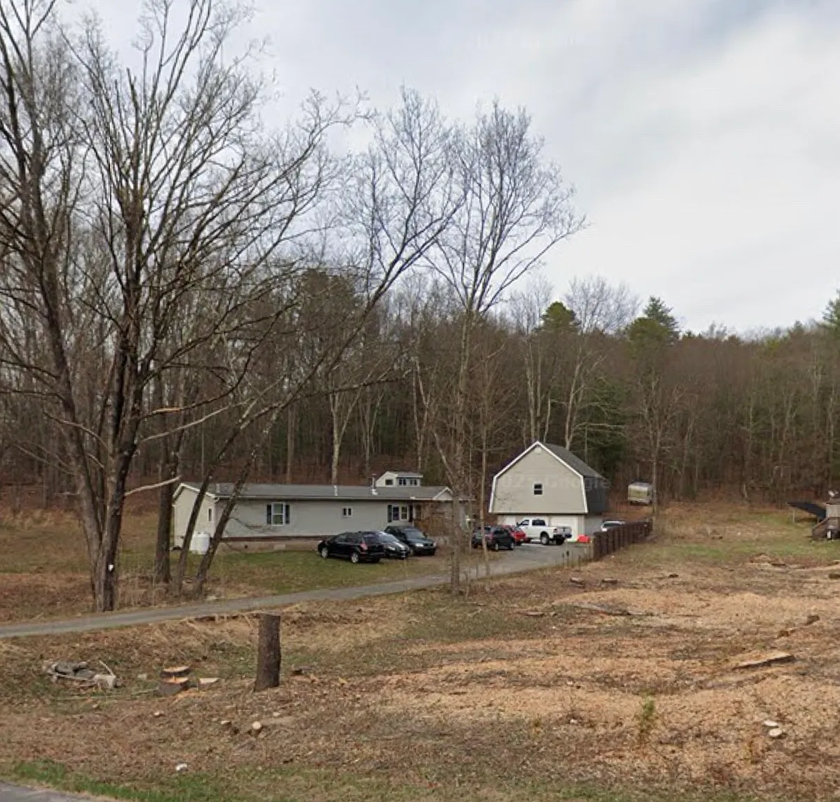 3 bed, 2000 sqft, $3,200 — Photo 1