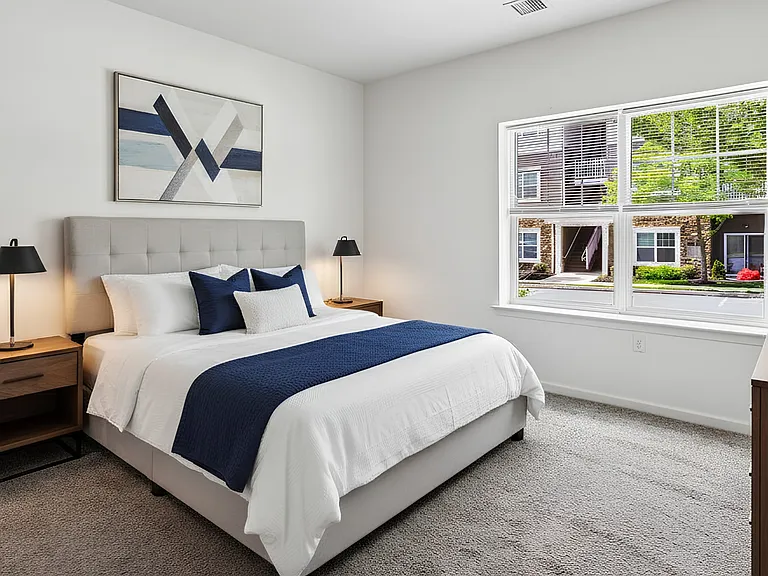 Holly Tree Apartments — Photo 3