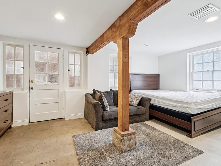 1410 Broadway St #D — Photo 14