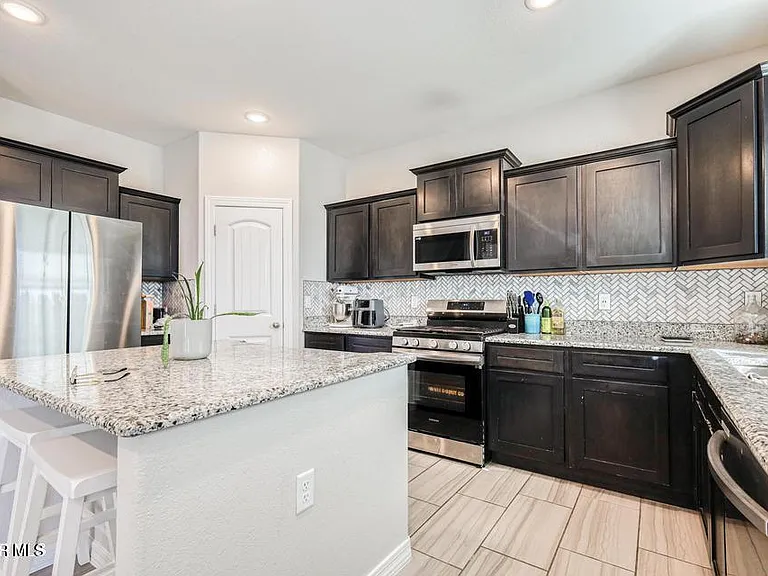 4812 Marisabel Azcarate St — Photo 11