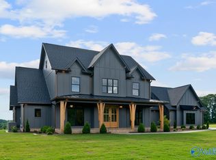 112 Sydney School Way, Hazel Green, AL 35750