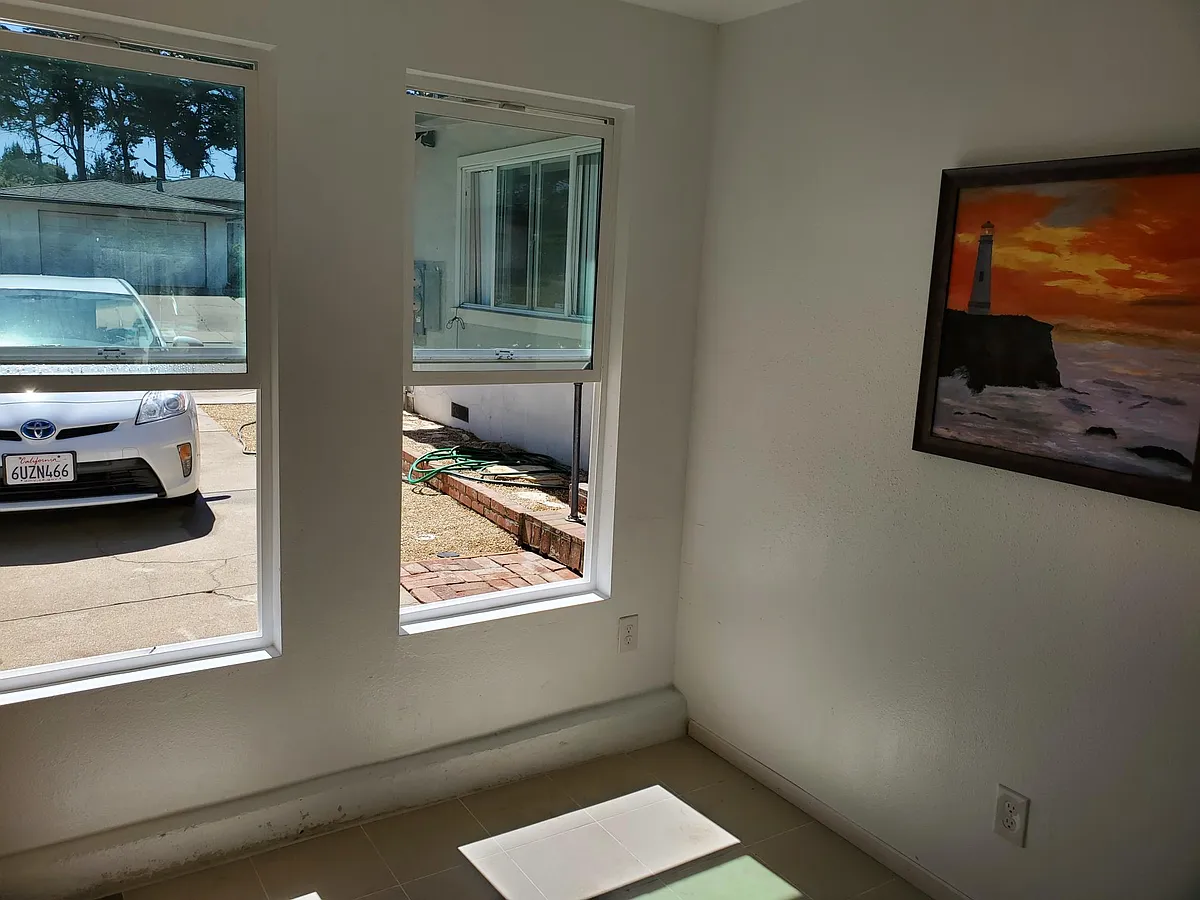 Building Photo - 2095 Paralta Ave