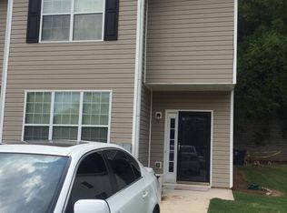 7678 Creekside Ln, Riverdale, GA 30296