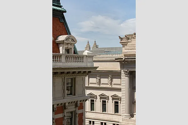 Sold by Stribling | media 15