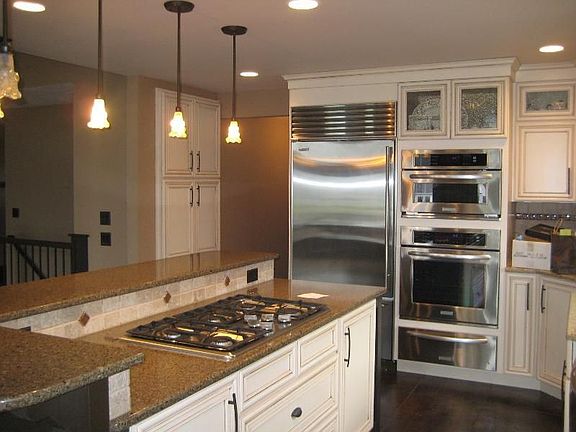 4th image of 6189 Heath Cross Dr