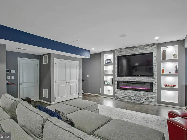 10805 Lariat Way — Photo 34