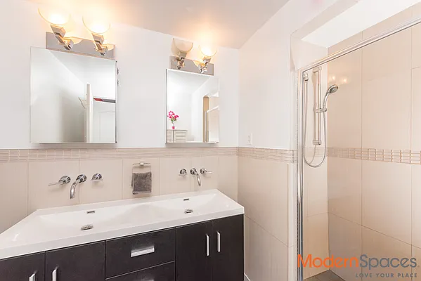 Sold by Modern Spaces | media 6