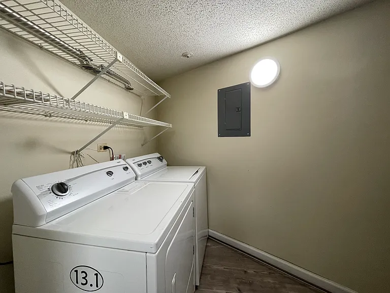 509 Aurora Ave #506 — Photo 9