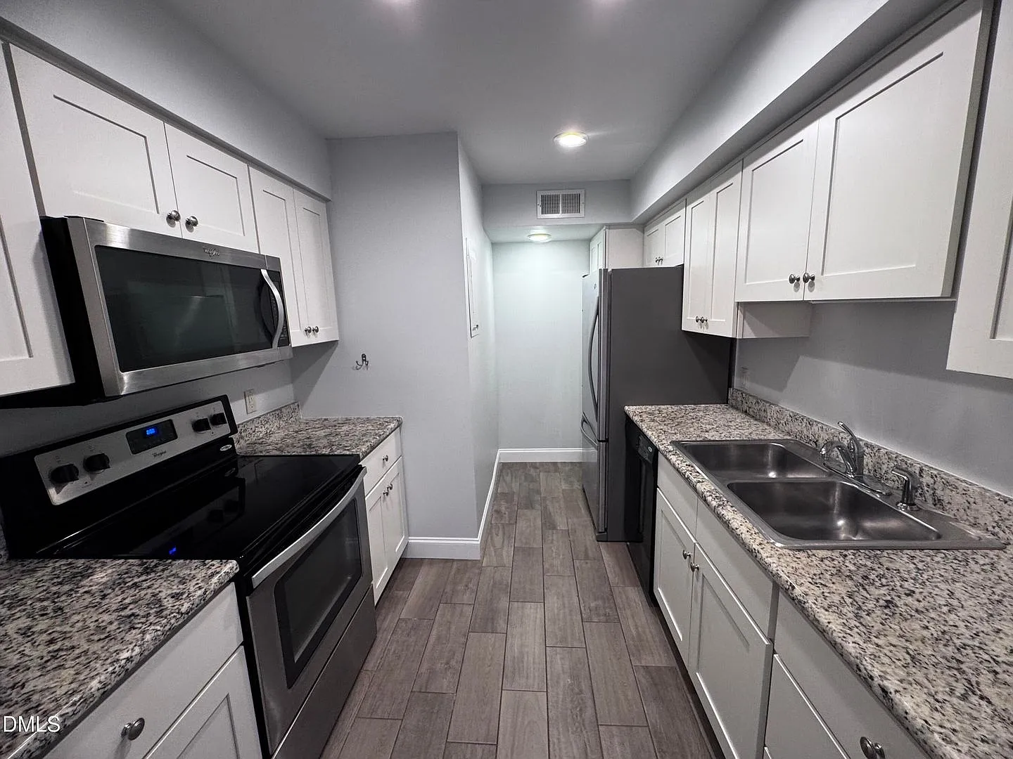 1238 Teakwood Pl — Photo 2