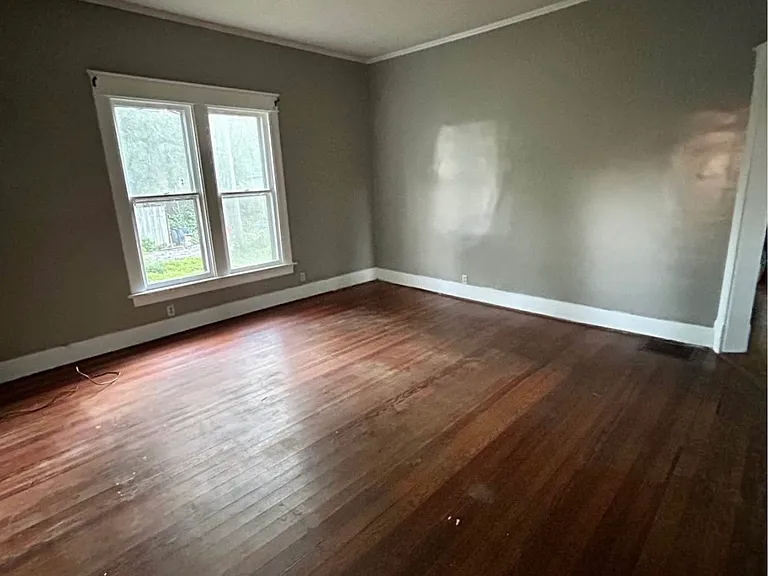 2506 Cox Mill Rd — Photo 2