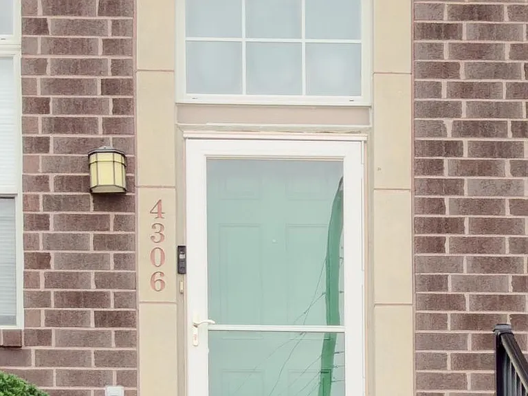 4306 Maple St — Photo 25