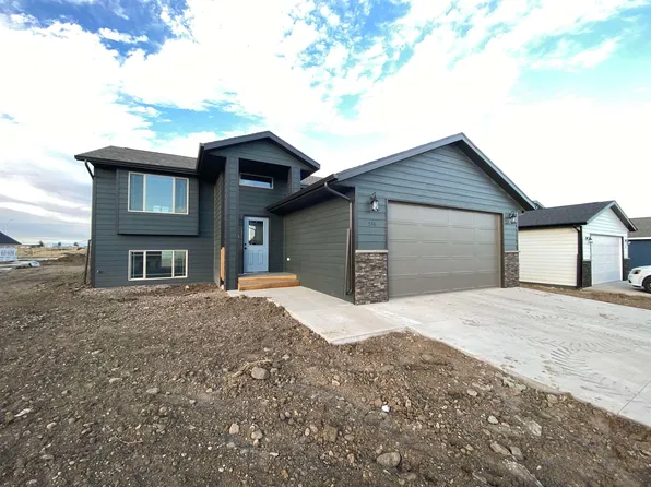 906 Top O Hill Ave, Hill City, SD 57745