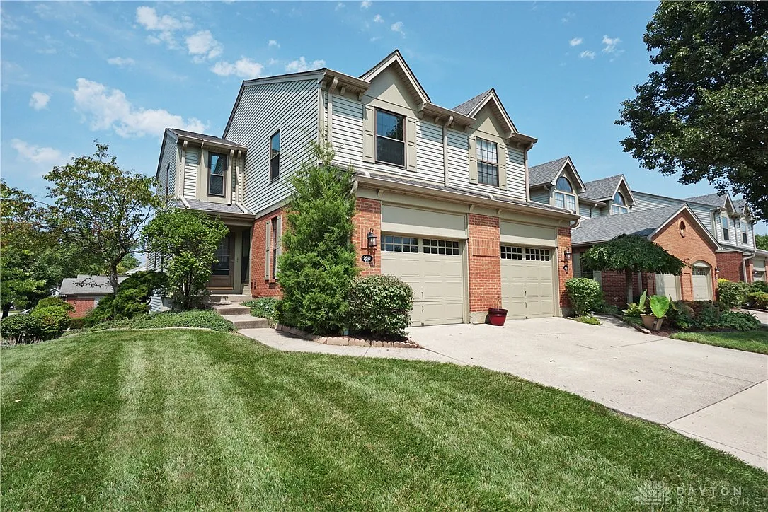 2640 Welling Way photo 1