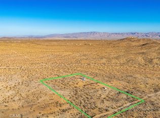 1465 Mason Dixon Rd #4, Joshua Tree, CA 92252