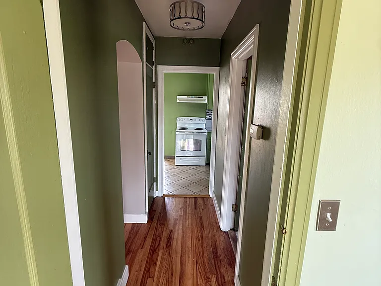 1402 W Lemp St — Photo 14