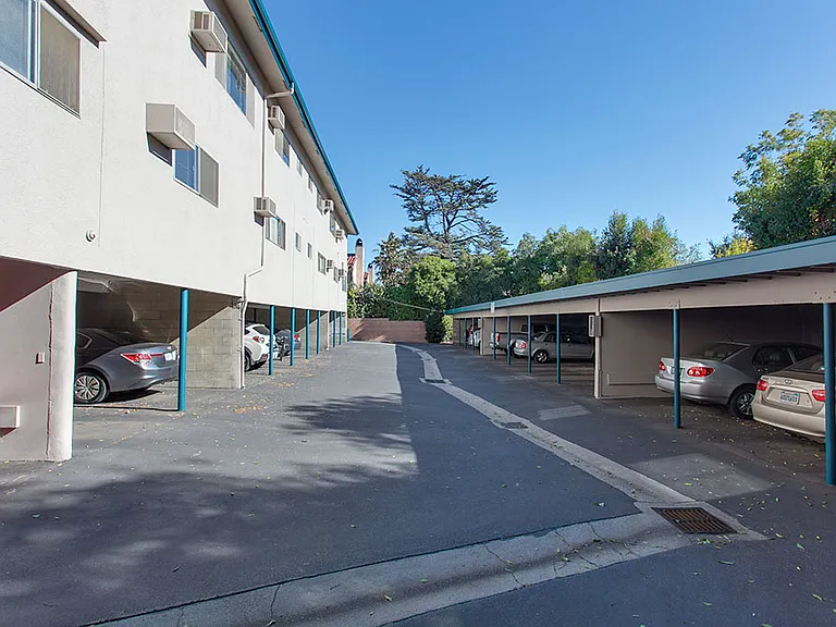 660 W Sierra Madre Blvd #U — Photo 16
