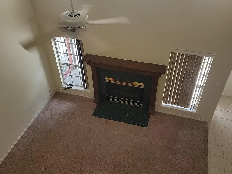 4530 Oso Pkwy — Photo 7
