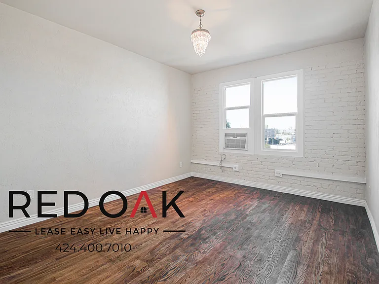 2731 Beverly Blvd #410 — Photo 1