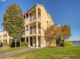 311 N Hayden Bay Dr #BLD, Portland, OR 97217