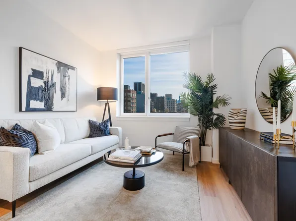266 West 96th Street 1605 image 3 of 6