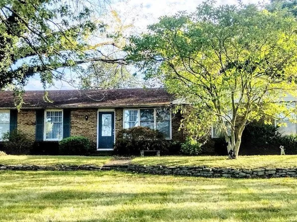14431 Winters Rd, Roanoke, IN 46783