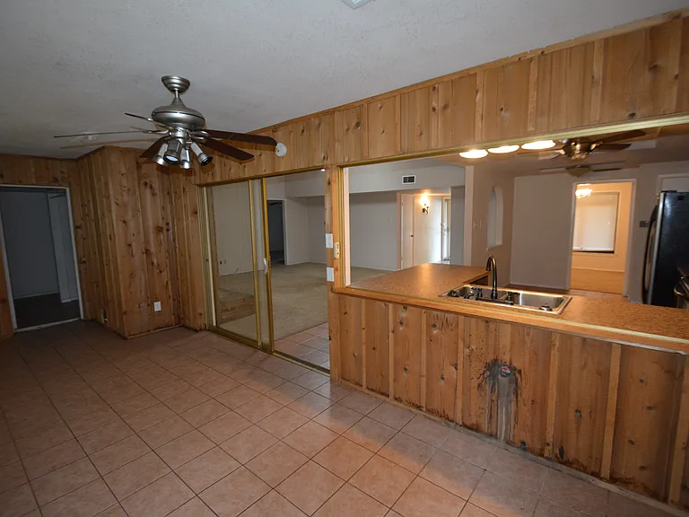 2909 Cortez Dr — Photo 4