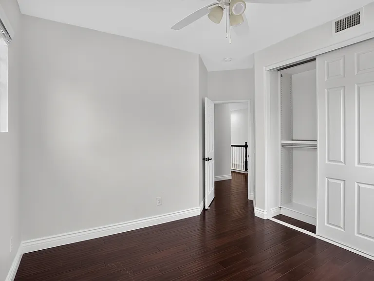 692 Bundy Way — Photo 2