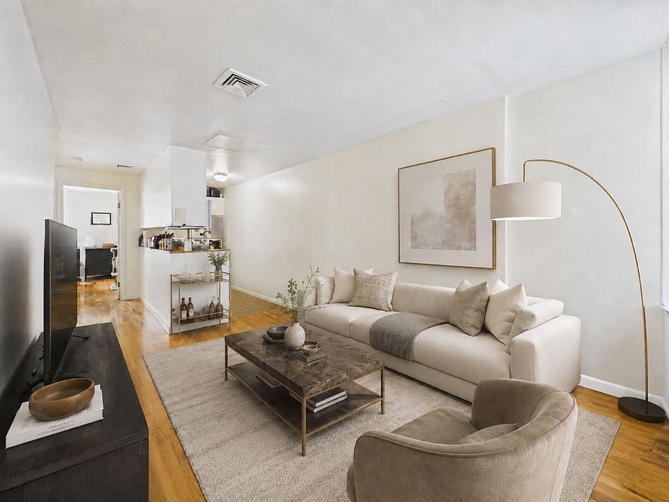 1st image of 713 S 19th St #2F