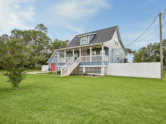 4th image of 4424 Country Club Dr
