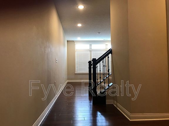 4th image of 5102 Bayonne Ln