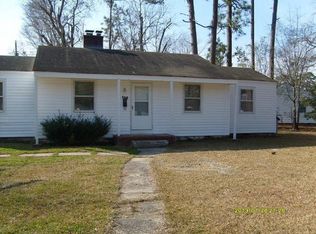 100 Beaufort Dr, Havelock, NC 28532