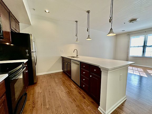 2nd image of 134 Bridge St Suite 203